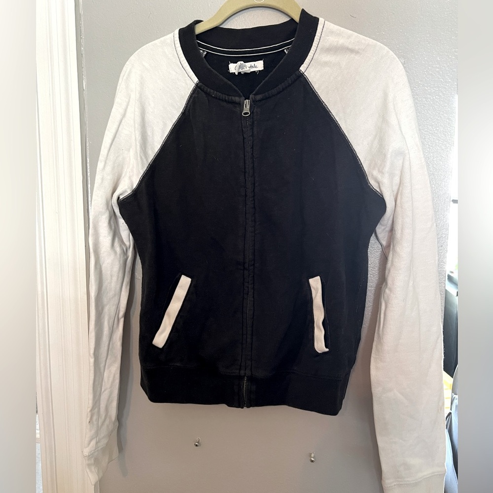Aeropostale women’s black and white jacket size medium
